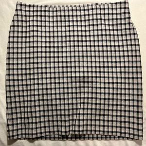 J. Jill stretch skirt. Large grey and black